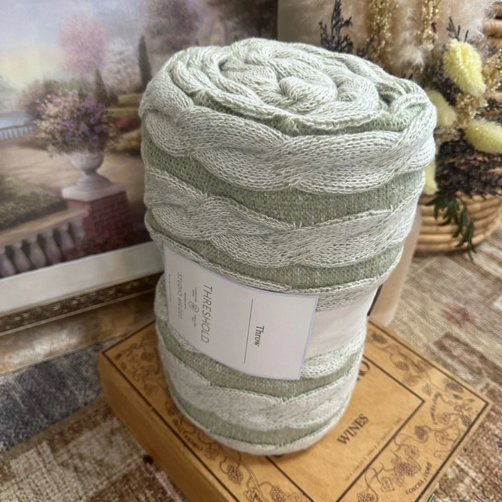 New Threshold Twisted Cable Knit Throw Blanket Green Cream Studio McGee 50x60”